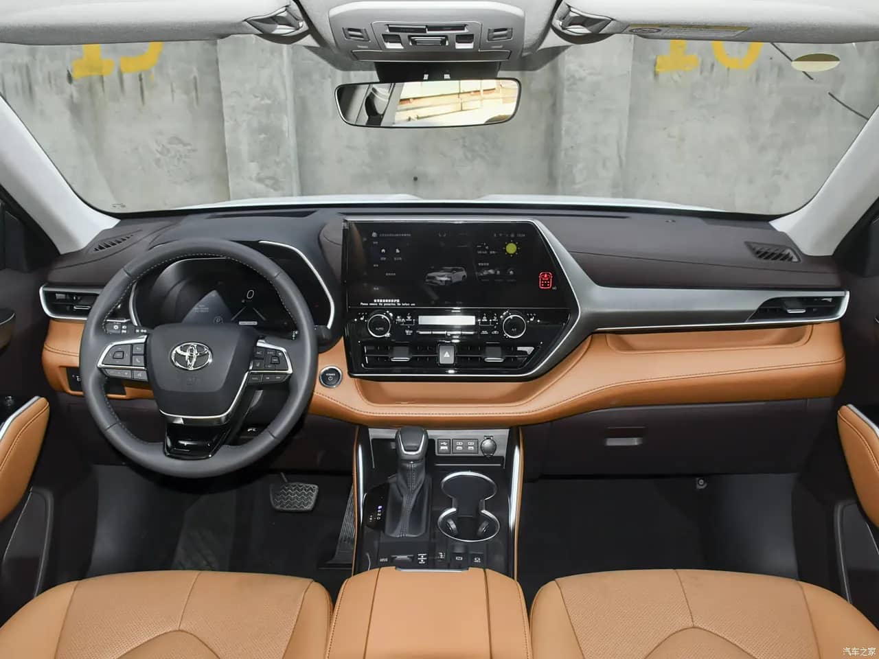 2024 Toyota Highlander — dashboard and front cabin